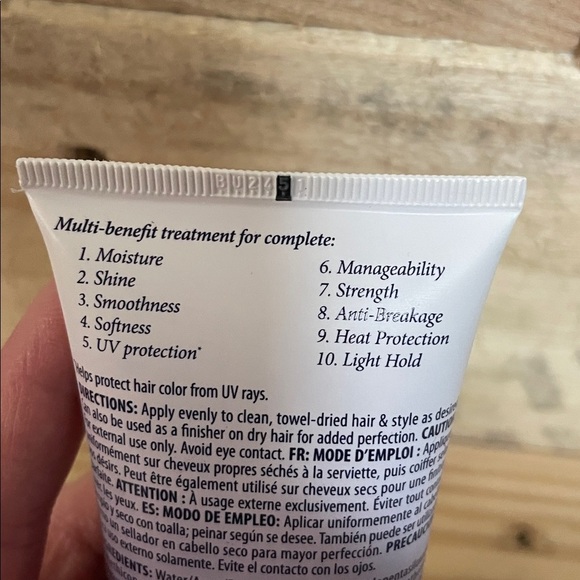 Caviar Anti-Aging Replenishing Moisture CC Cream - Picture 6 of 7